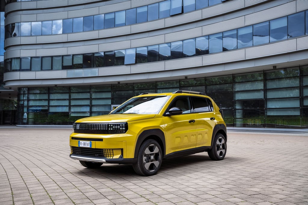 Großes Bärchen: Den automobilen Panda präsentiert Fiat in der Grande-Version mittlerweile recht ausgewachsen.