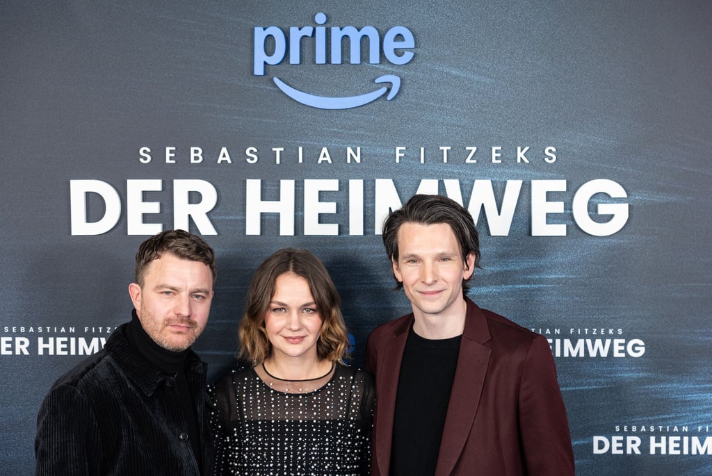 Das Hauptdarsteller-Trio von „Der Heimweg“ bei der Premiere in Berlin.