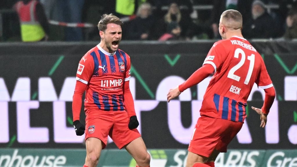 Rettete in letzter Sekunde einen Punkt für den 1. FC Heidenheim beim Spiel gegen Werder Bremen: Ex-Magdeburger Leo Scienza.