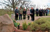 Im April findet jedes Jahr auf dem Friedhof von Walternienburg eine Veranstaltung zum Gedenken an  die Opfer der Kämpfe um den Brückenkopf Barby statt. Schüler vom Francisceum Zerbst beteiligen sich an der Gestaltung.