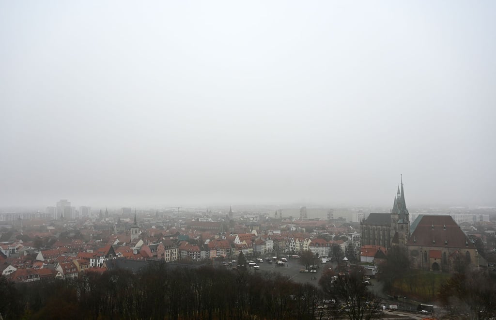 Gebietsweise ist es neblig-trüb in Thüringen. (Symbolbild)