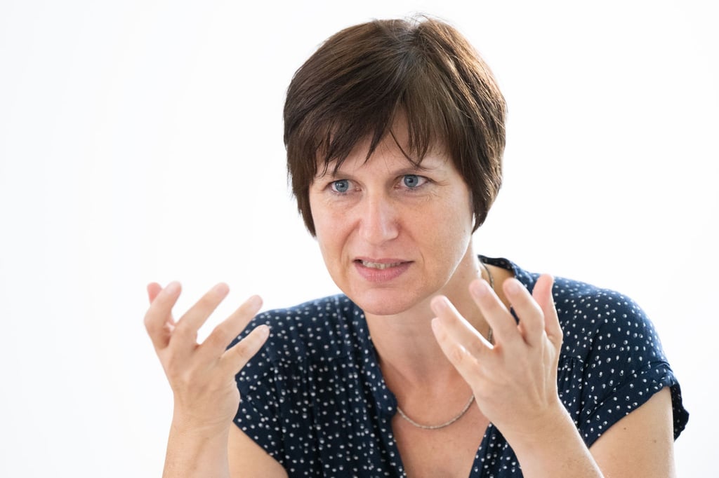 Die stellvertretende GEW-Landesvorsitzende Claudia Maaß kritisiert die Darstellung von Teilzeitbeschäftigten und älteren Lehrkräften als „Sündenböcke“ für die verschlechterte Unterrichtsversorgung (Archivbild).