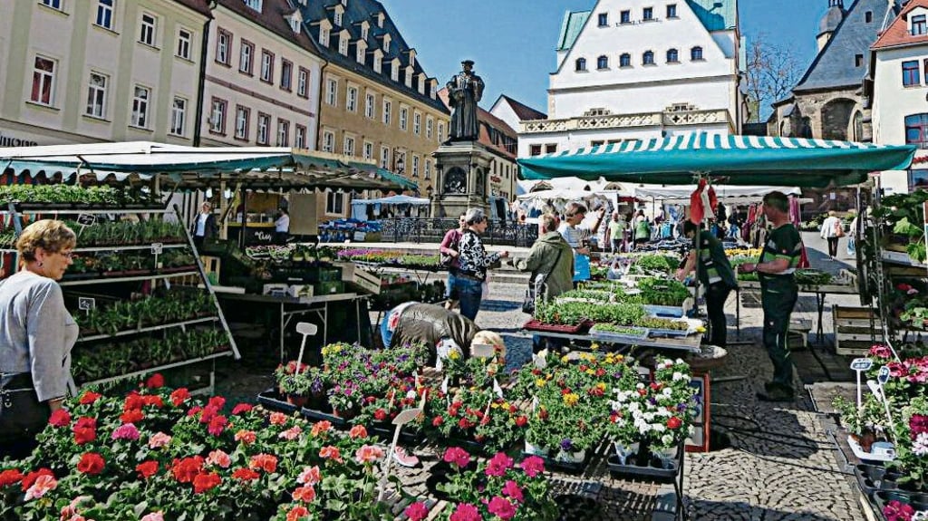 In Eisleben ist Dienstag und Donnerstag Wochenmarkt.