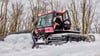 Der neue Pistenbully auf „Mount Rosi“ in Gräfenhainichen begeistert Kevin Rosenau. 