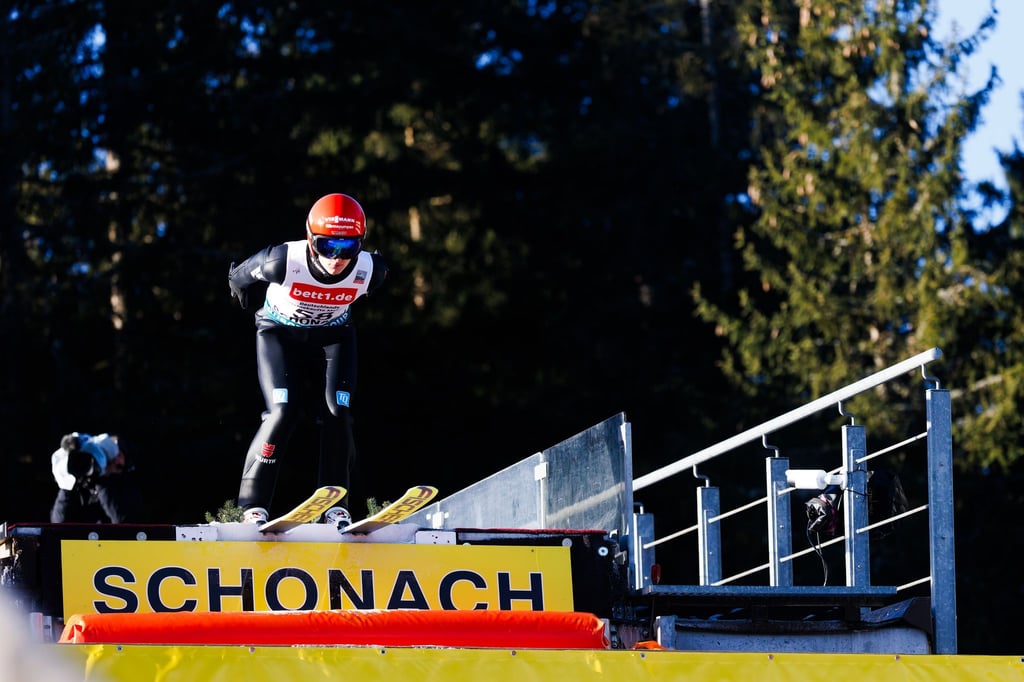 Julian Schmid auf der Schanze im Schwarzwald.