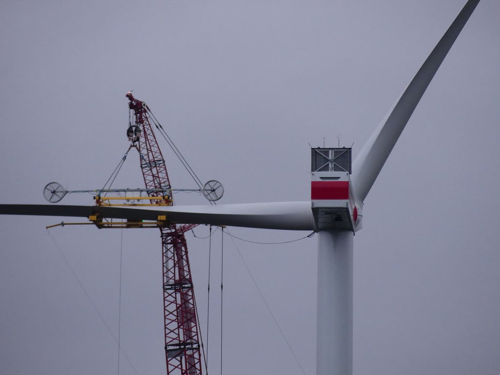 Der Windpark für den Energiepark Bad Lauchstädt wurde 2024 fertig. In den kommenden Monaten könnten im Saalekreis weitere Windräder entstehen oder alte Anlagen durch Repowering ersetzt werden.