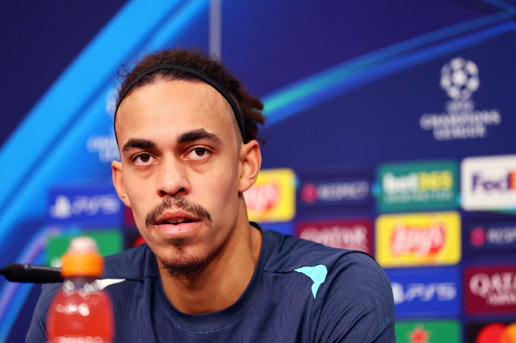 Yussuf Poulsen fordert eine Reaktion bei RB Leipzig.