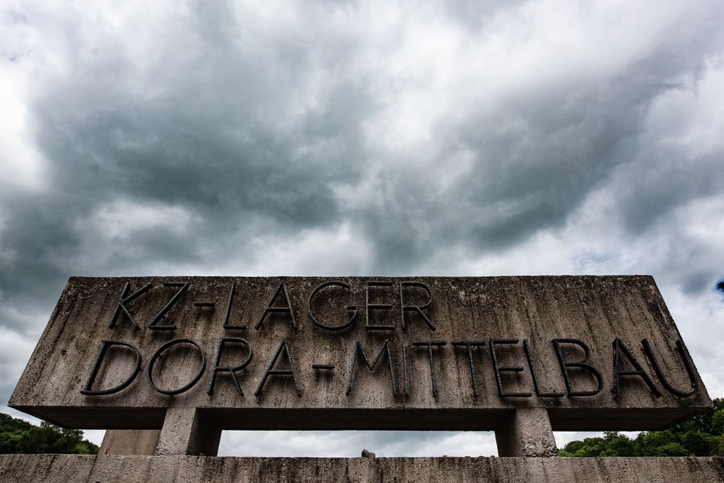 In diesem Jahr feiern die KZ-Gedenkstätten Mittelbau-Dora und Buchenwald den 80. Jahrestag der Befreiung der Lager. (Archivbild)