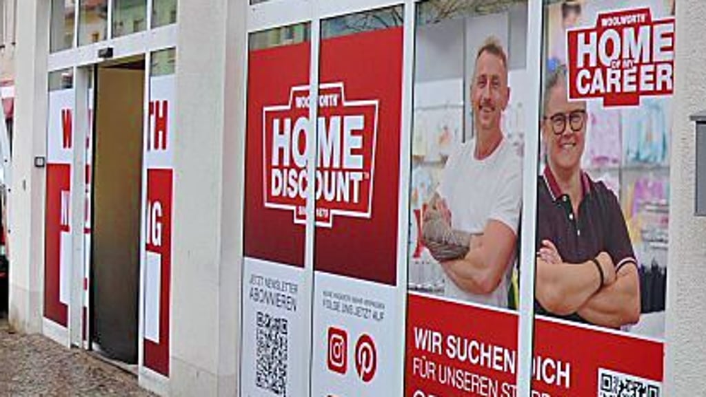 Bei Woolworth in Genthin laufen die Vorbereitungen für die Neueröffnung.