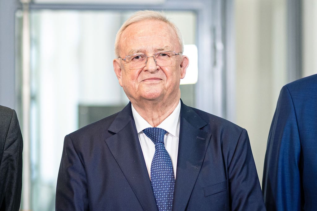 In dem Verfahren wird gegen den früheren VW-Chef Winterkorn wegen des Verdachts des Betruges, der Falschaussage und der Marktmanipulation verhandelt. (Archivbild)