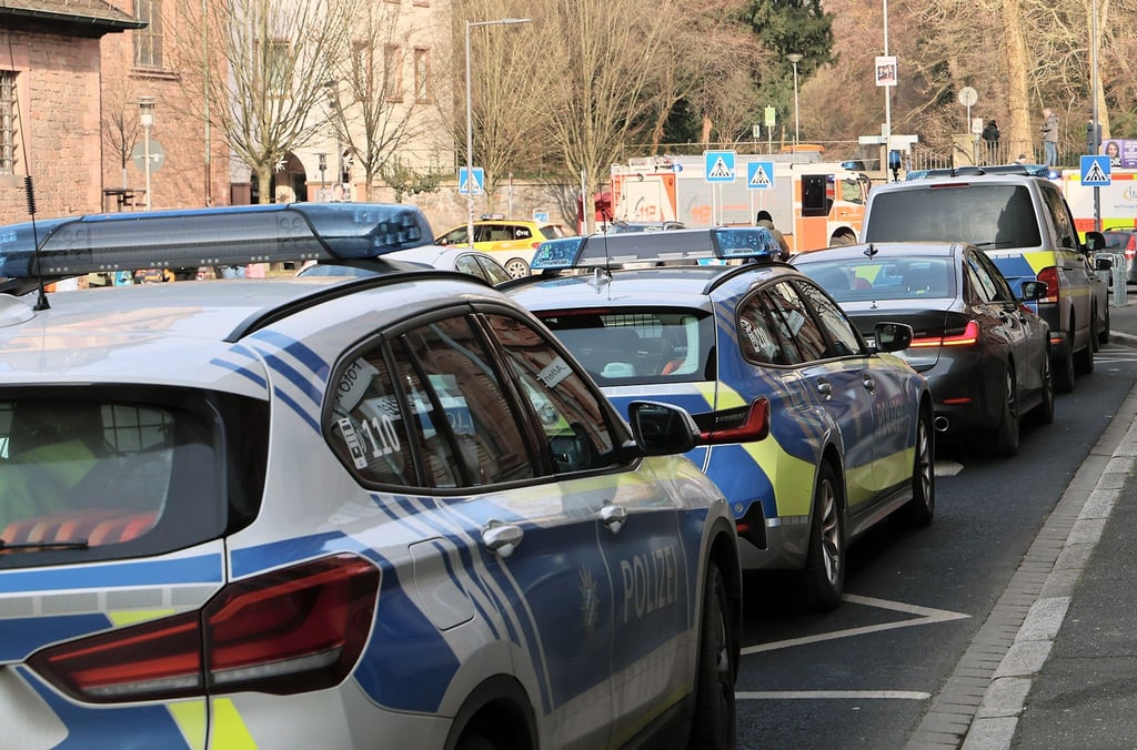 Nach dem Messerangriff in Aschaffenburg sind nun die Behörden gefragt.