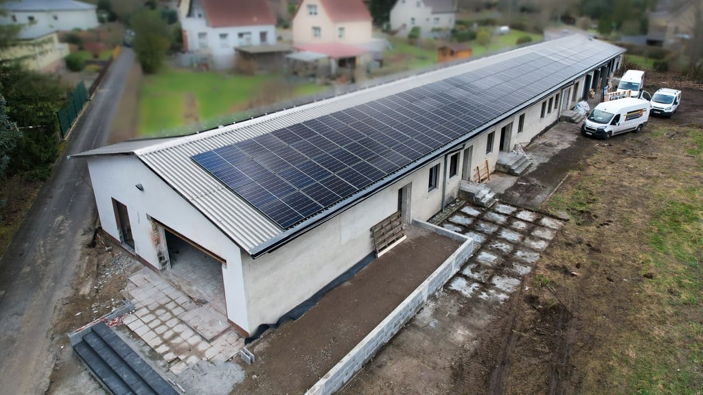 Der Anbau der früheren Parkgaststätte in Langenstein wird gerade zur Enso-Filiale umgebaut. Der Nahversorger Enso will voraussichtlich Anfang April eröffnen.