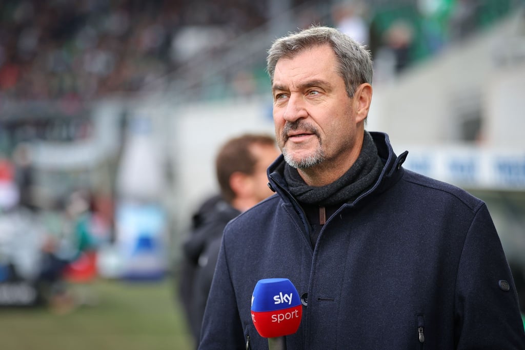 Bayerns Ministerpräsident Söder sieht beim FC Bayern noch keinen Anlass zur Sorge.
