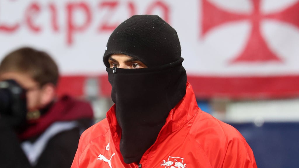 Vermummt: Eljif Elmas ist bei RB nahezu unsichtbar geworden.