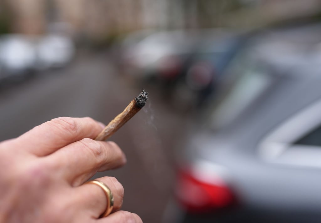 Wer zu berauscht Auto fährt, sollte seinen Führerschein schneller abgeben müssen, meinen Fachleute.