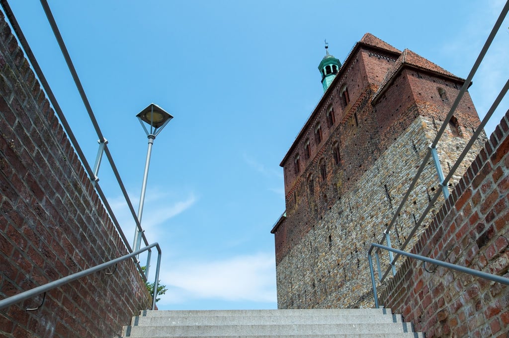 Im Prignitz-Museum im Dom zu Havelberg wird in einer Erlebnis- und Aktionsausstellung die Geschichte des Handwerks erzählt. Sie ist bis 18. Mai zu sehen. (Archivfoto)