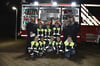 Mit der Übergabe der Helme sind Fynn, Sebastian und Eva  (Mitte) offiziell in die Jugendfeuerwehr in Randau aufgenommen worden. 