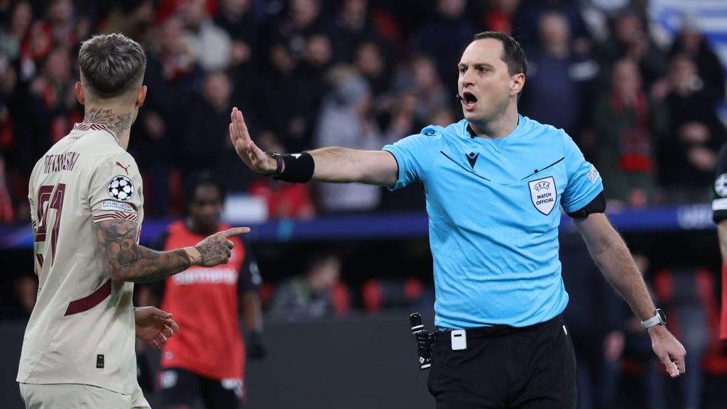 Schiedsrichter Mykola Balakin leitet am Mittwoch das Champions-League-Spiel zwischen Sturm Graz und RB Leipzig im Wörthersee-Stadion.