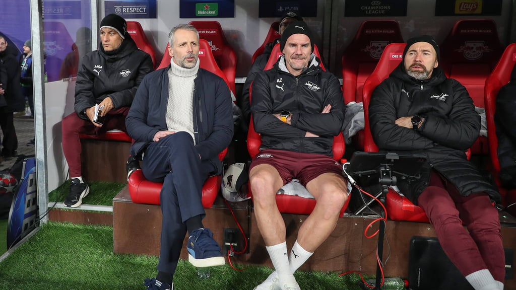 Stehn zusammen: Marco Rose und seine Co-Trainer Alex Zickler und Marco Kurth (von links).