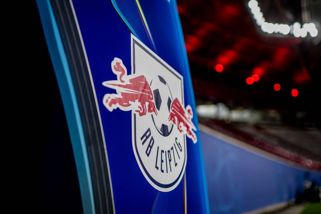 Im letzten Champions-League-Spiel der Saison 2024/25 ist RB Leipzig am 29. Januar bei Sturm Graz zu Gast. Wer überträgt die Partie in TV und Livestream?