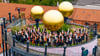 Die Magdeburgische Philharmonie spielt meist im Opernhaus und nicht auf dem Dach des Hundertwasserhauses. Foto: Andreas Lander/TM