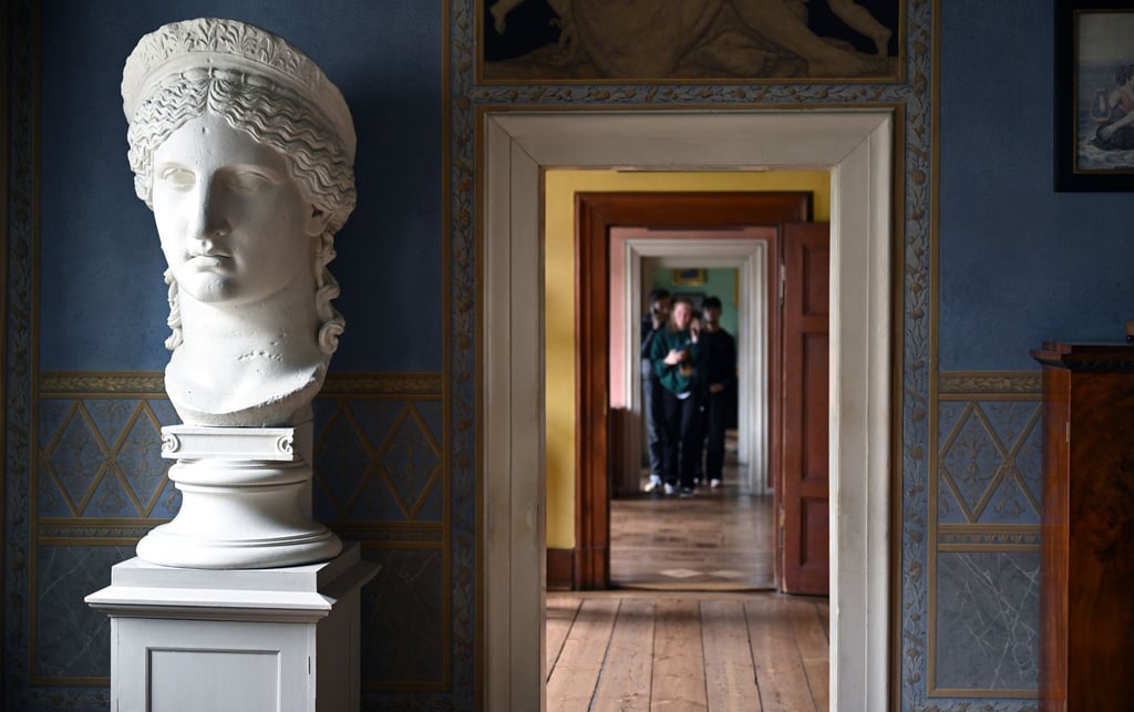 Die Klassik Stiftung Weimar feiert in diesem Jahr das 250. Jubiläum der Ankunft Johann Wolfgang von Goethes in Weimar. Das Wohnhaus des Dichters in Weimar soll ab 2026 saniert werden. (Archivbild)