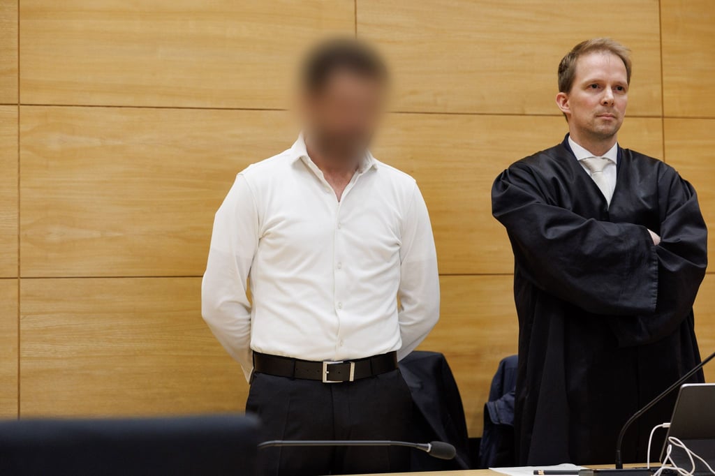Der wegen heimtückischen Mordes angeklagte 34-jährige Deutsche kündigte über seinen Anwalt an, sich zum Tatvorwurf nicht zu äußern.