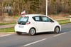 Bei Autokorsos, die an der Alten Landebahn starten, wird auch schonmal die Reichsflagge am Auto gehisst.