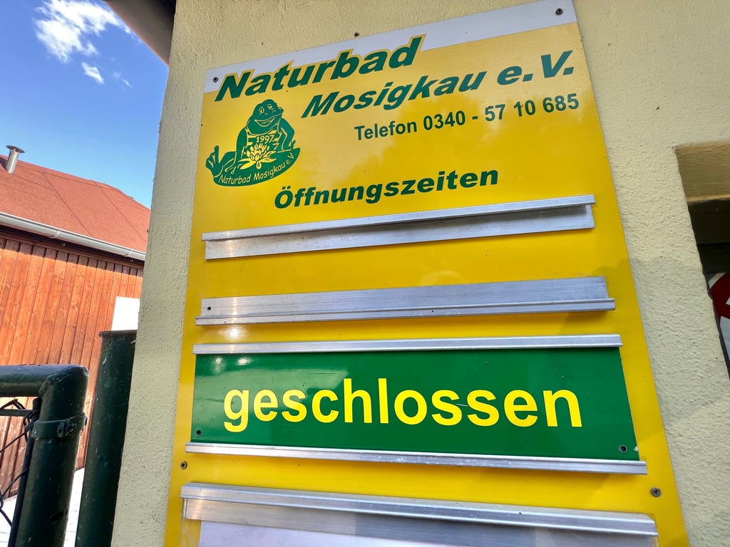 Naturbad Mosigkau wegen Blaualgen geschlossen