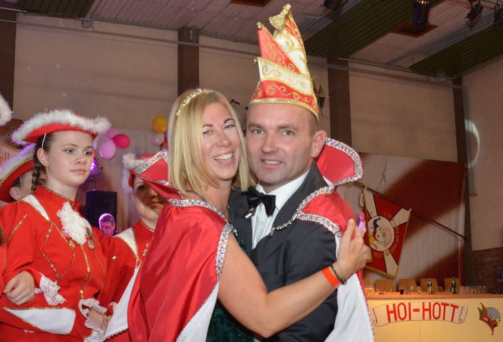 Claudia und Christoph Schmidt sind das Prinzenpaar der Saison 2024/25 in Dähre.