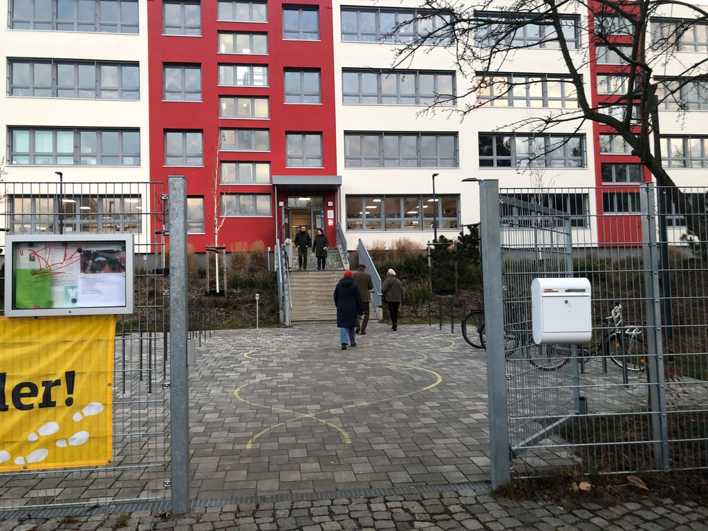 In der Lessing-Grundschule im Paulusviertel sind gleich mehrere Wahlräume eingerichtet.