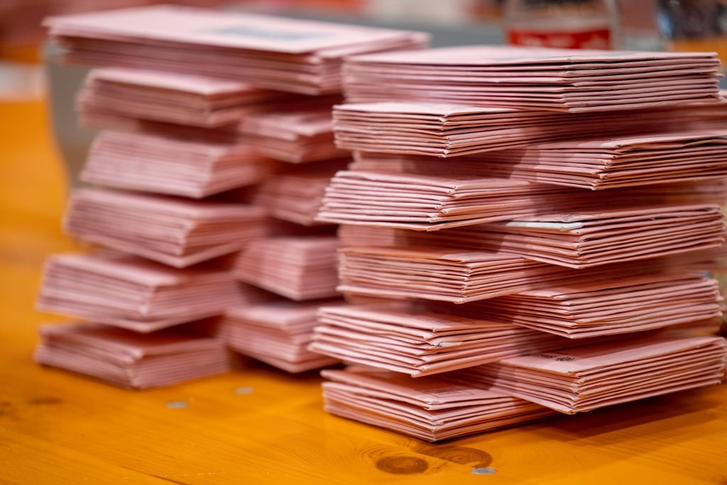 Es gibt keine einheitliche Öffnung von Briefwahllokalen in Thüringen.