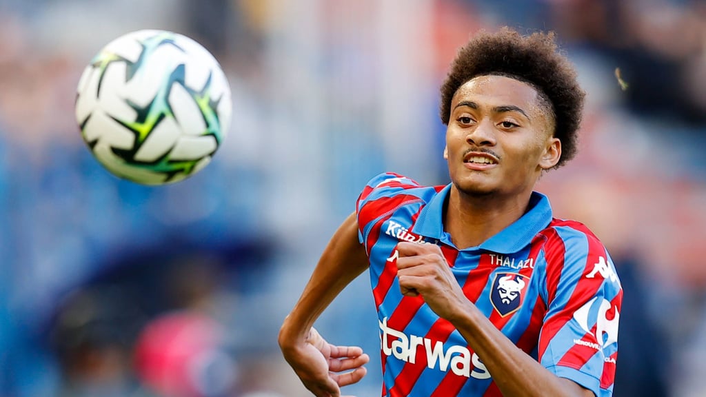 Zarte 18: Tidiam Gomis.