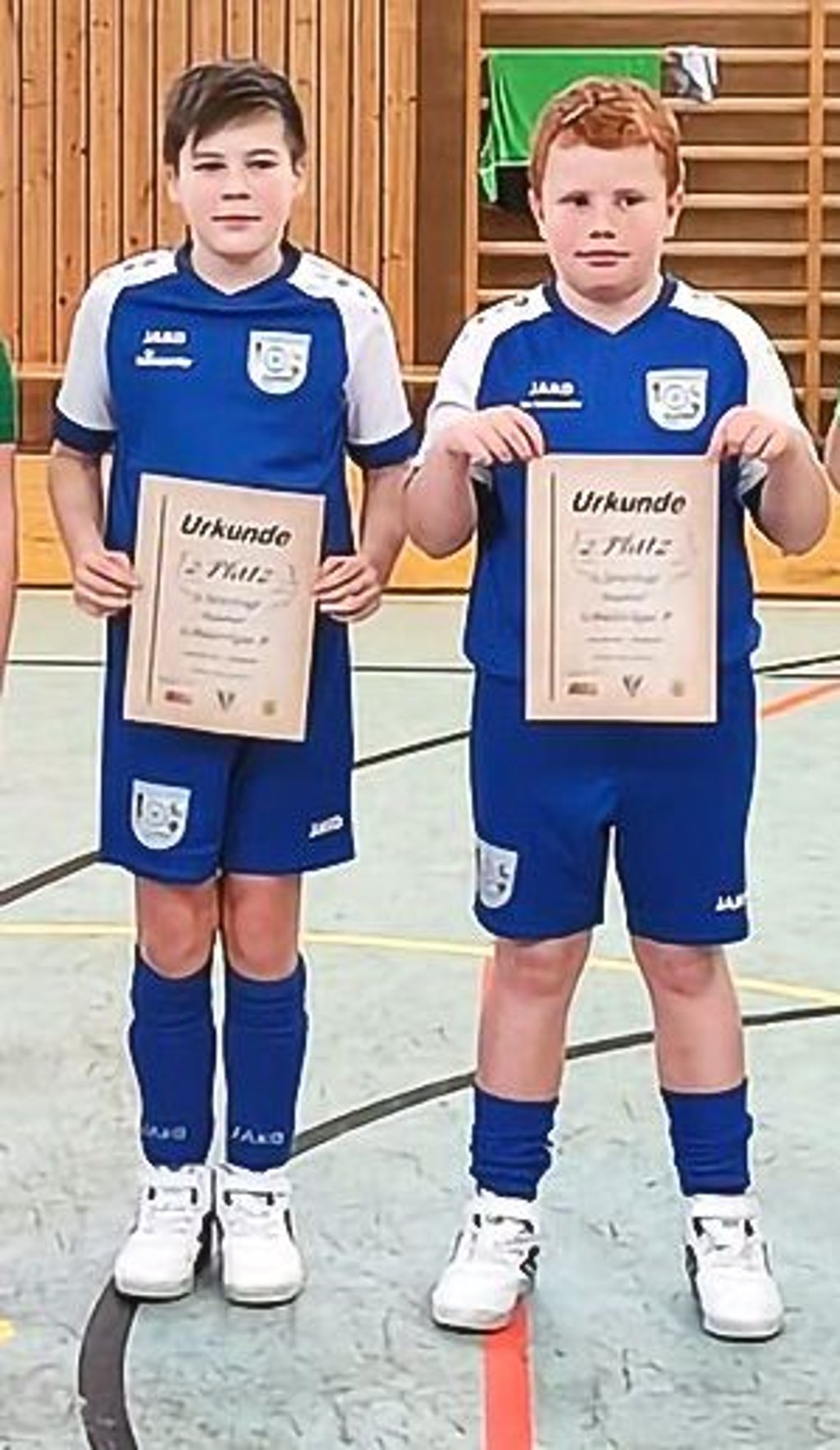 Hochmotiviert und konzentriert trainieren die jungen Radballer Marlon Döbel und Mateo Hirschfeld seit 2022 beim RSV Zscherben.