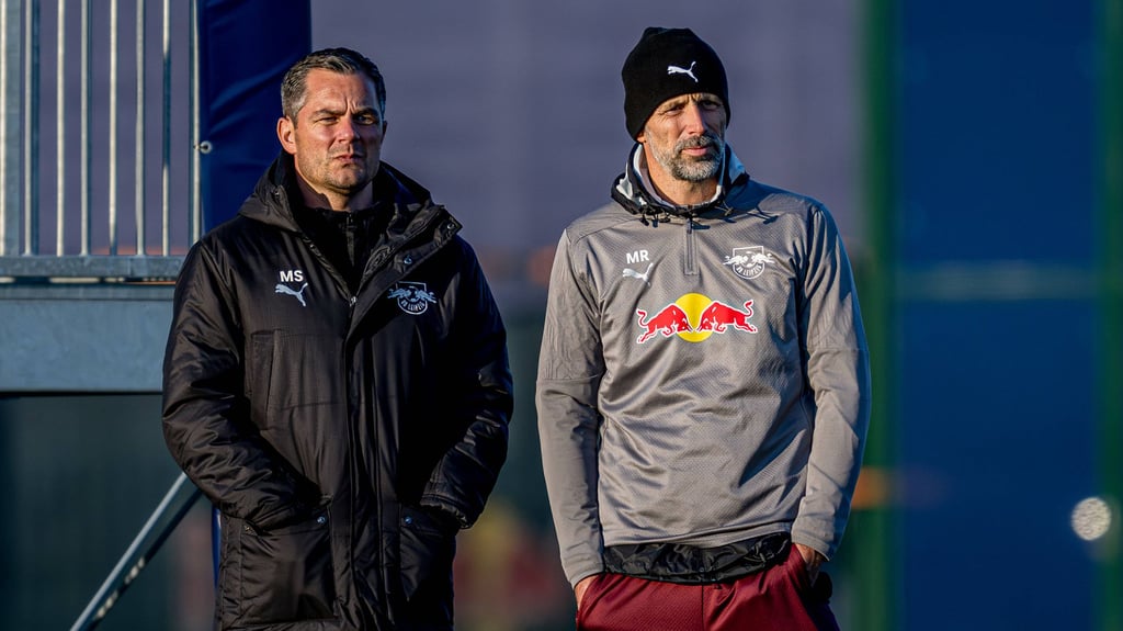 „Bin ja bekannt dafür, dass ich nicht gleich die Nerven verliere”: Marcel Schäfer und Marco Rose.