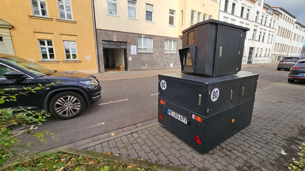 Der mobile Blitzer soll noch in diesem Jahr nach Merseburg zurückkehren.
