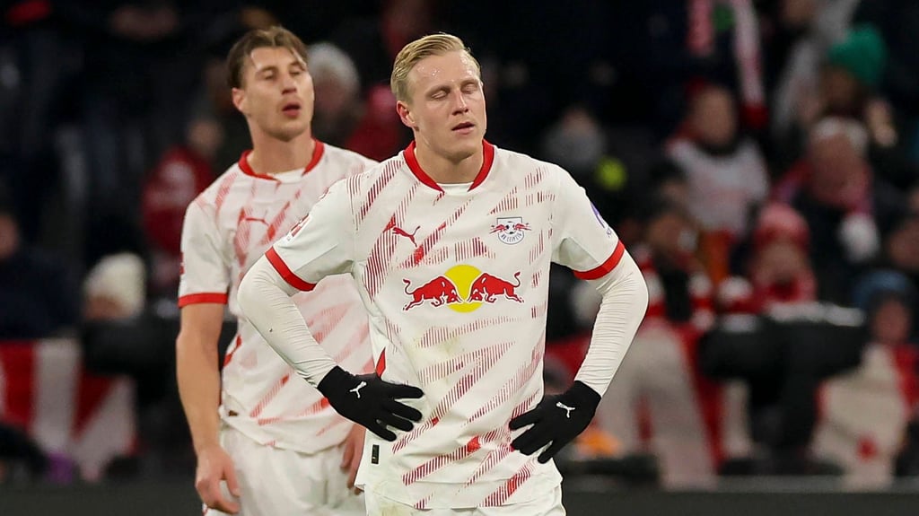 RB-Spieler Xaver Schlager muss erneut lange aussetzen (im Hintergrund Teamkollege Willi Orban).