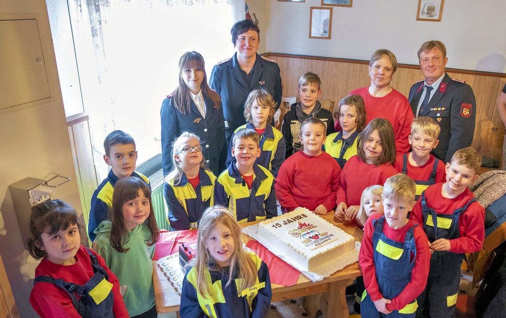 Seit 15 Jahren gibt es die „Löschflöhe“ in Mildensee. Das wurde am Sonnabend gebührend gefeiert.