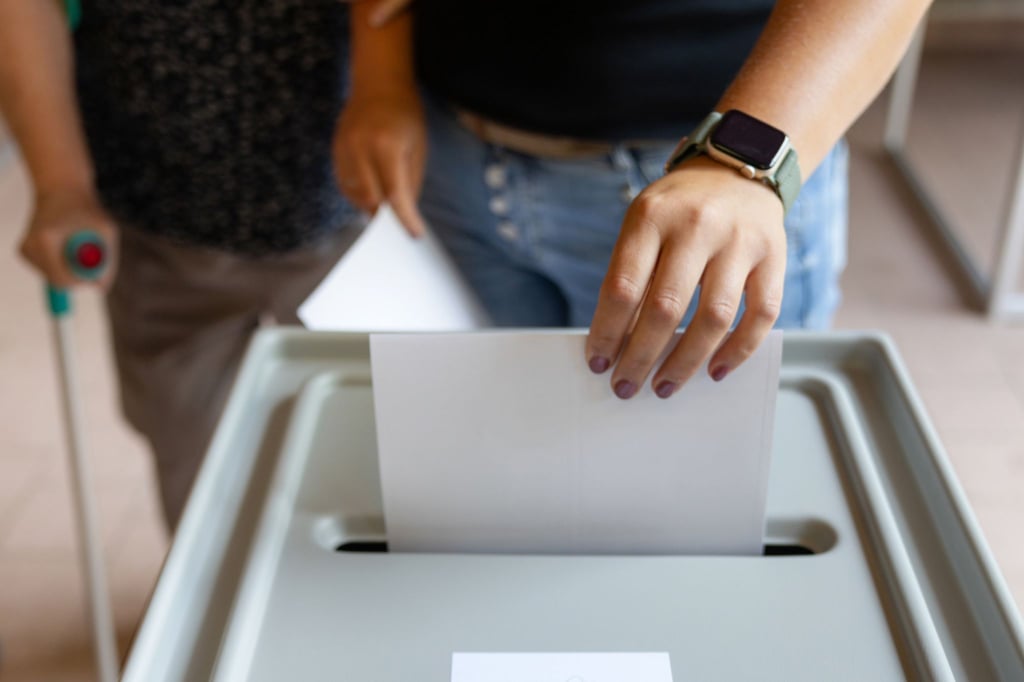 Alle Ergebnisse der Bundestagswahl 2025 auf einen Blick: Erstimmen, Zweitstimmen, Sitzverteilung und Hochburgen der Parteien am Wahlabend ab 18 Uhr.