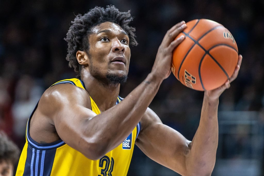 Alba-Center David McCormack muss mit seinem Team eine Niederlage hinnehmen.