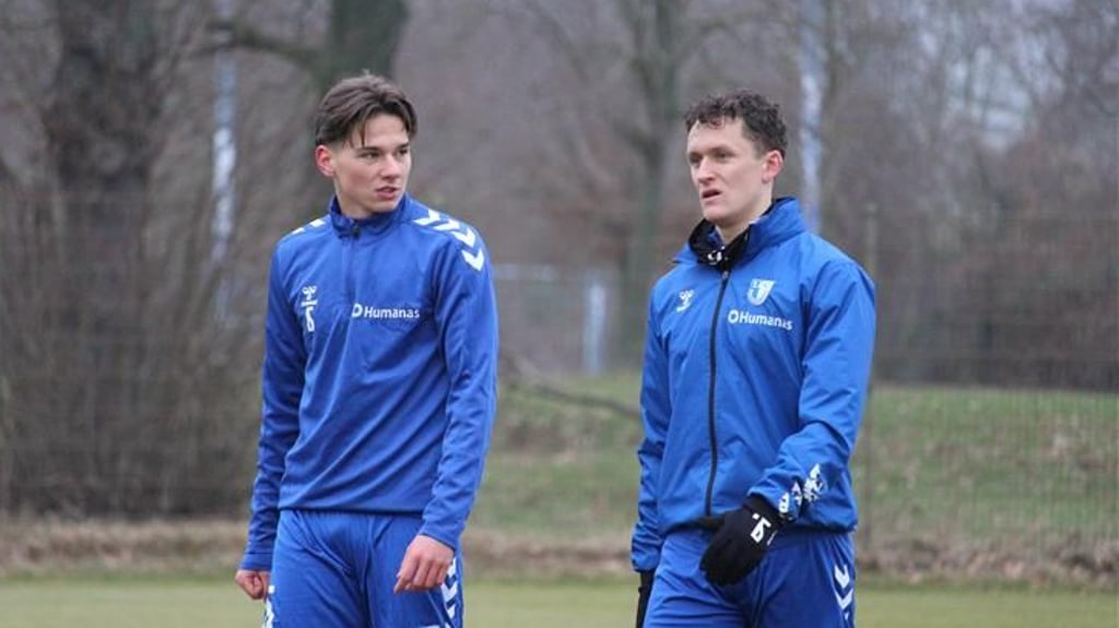 Der 1. FC Magdeburg trainiert vor seinem Heimspiel gegen den 1. FC Nürnberg. Mit dabei war auch Dariusz Stalmach (l.).