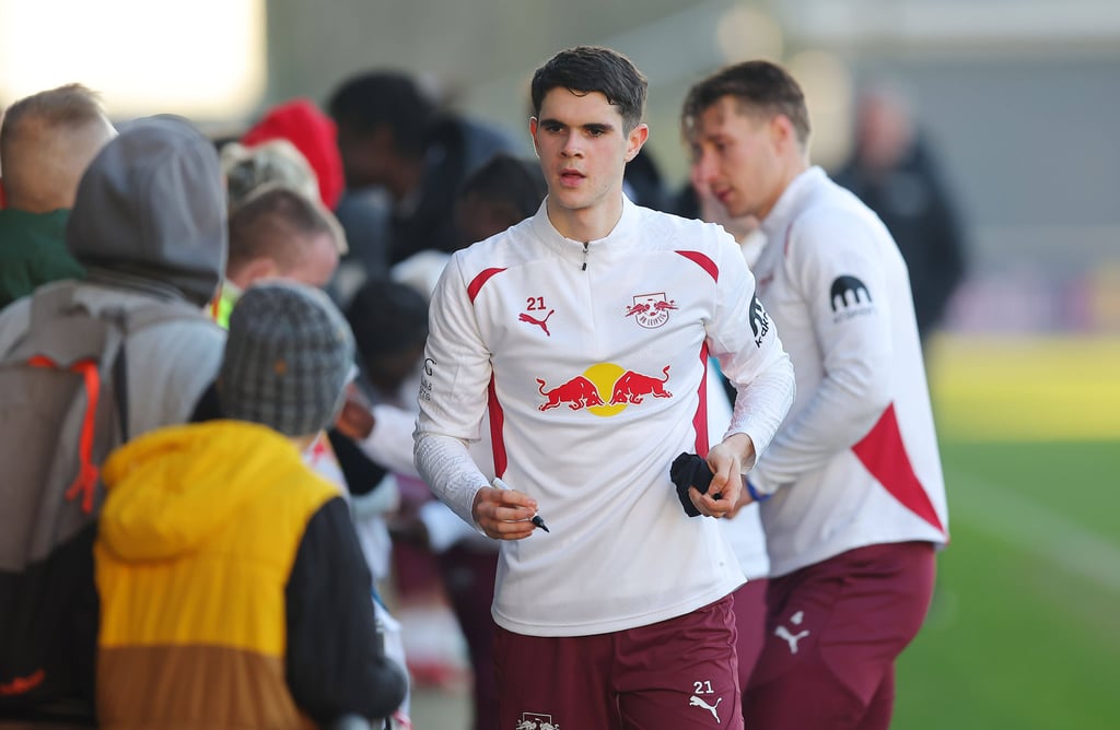 Kosta Nedeljkovic beim öffentlichen Training von RB Leipzig.