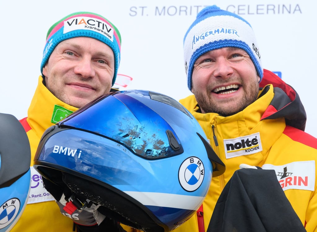 Francesco Friedrich (l) gewinnt im Zweierbob vor Johannes Lochner in Lillehammer.