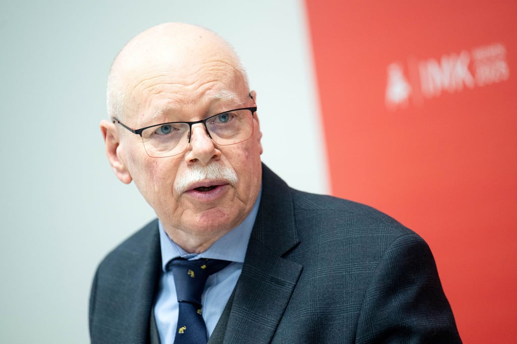 Ulrich Mäurer will das Thema Polizeikosten im Fußball bei der nächsten IMK zur Sprache bringen.