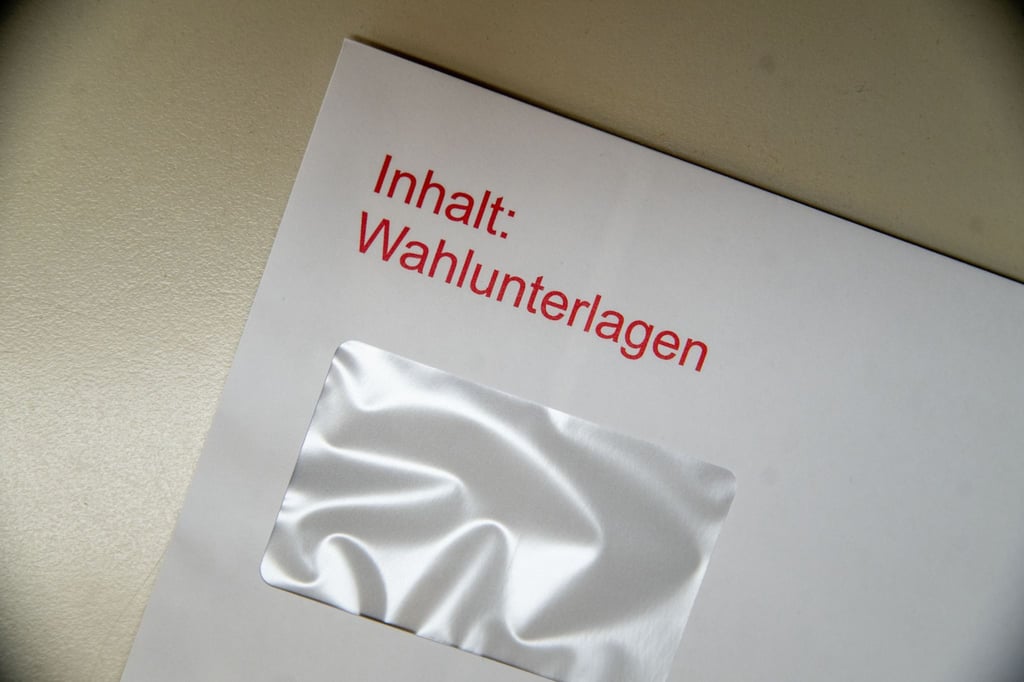 Auf den Stimmzetteln im Wahlkreis Lüchow-Dannenberg–Lüneburg sind zwei Namen auf der Landesliste für die Zweitstimme zur Bundestagswahl falsch geschrieben.