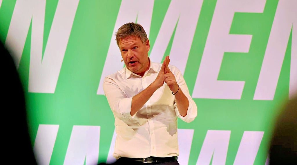 Kanzlerkandidat zu Gast in Halle: Robert Habeck hat am Montagabend vor rund 1.200 Menschen in der Händelhalle eine Rede gehalten.