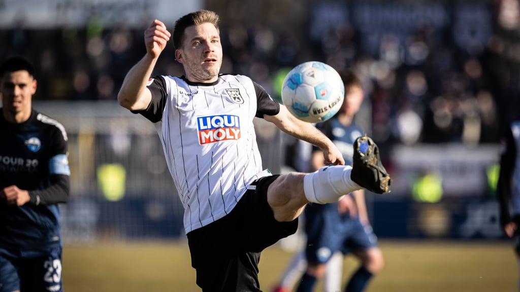 FCM-Leihspieler Robert Leipertz debütiert für den SSV Ulm.