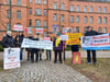 Mahnwache des Vereins "Pro Krankenhaus" Havelberg sowie von Genthinern vor dem Magdeburger Gesundheitsministerium.