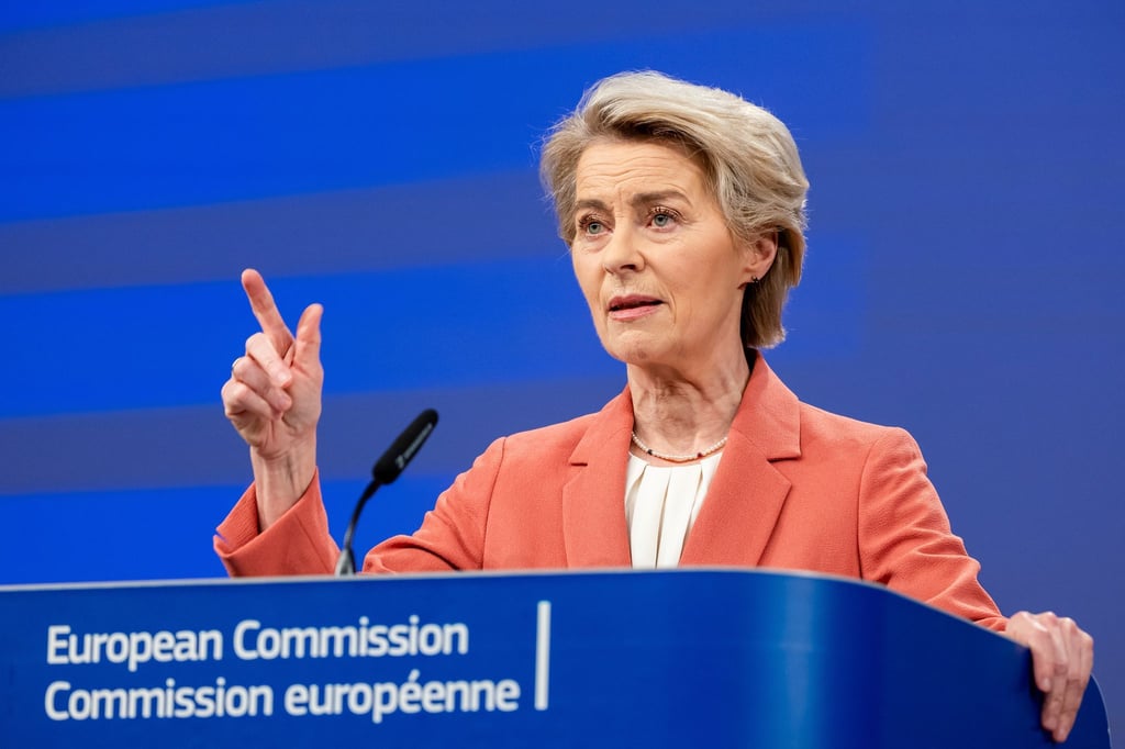 Die EU wird sich die neuen US-Zölle nach Angaben von Kommissionspräsidentin Ursula von der Leyen nicht gefallen lassen. (Archivbild)