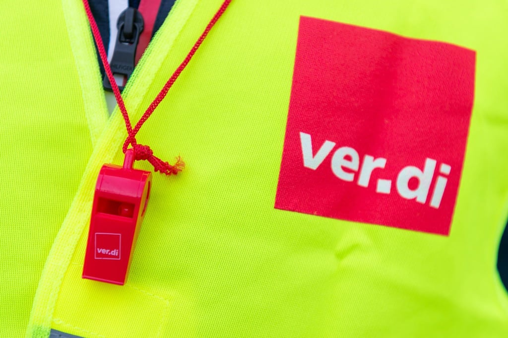 Verdi sorgt mit Warnstreiks für Ausfälle bei Bussen und Kitas. (Archifvfoto)